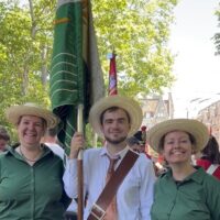 Un char, un tracteur et un beau parcours: les accordéonistes au Cortège de la Fédérale de Gym